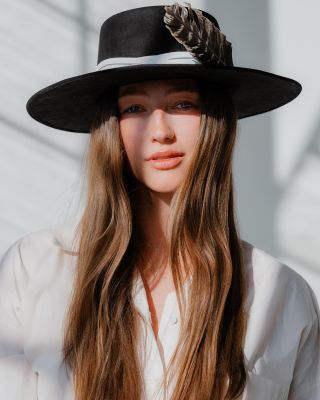 První zkušenost před objektivem 📷 Pozvala jsem krásnou, Elišku – aby si vyzkoušela, jaké to je stát poprvé před foťákem....