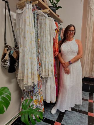 ✨ Milé zákaznice, máme pro vás důležitou zprávu ✨ Náš pražský ateliér končí svou letošní sezónu už na konci srpna. 👉 Do té...